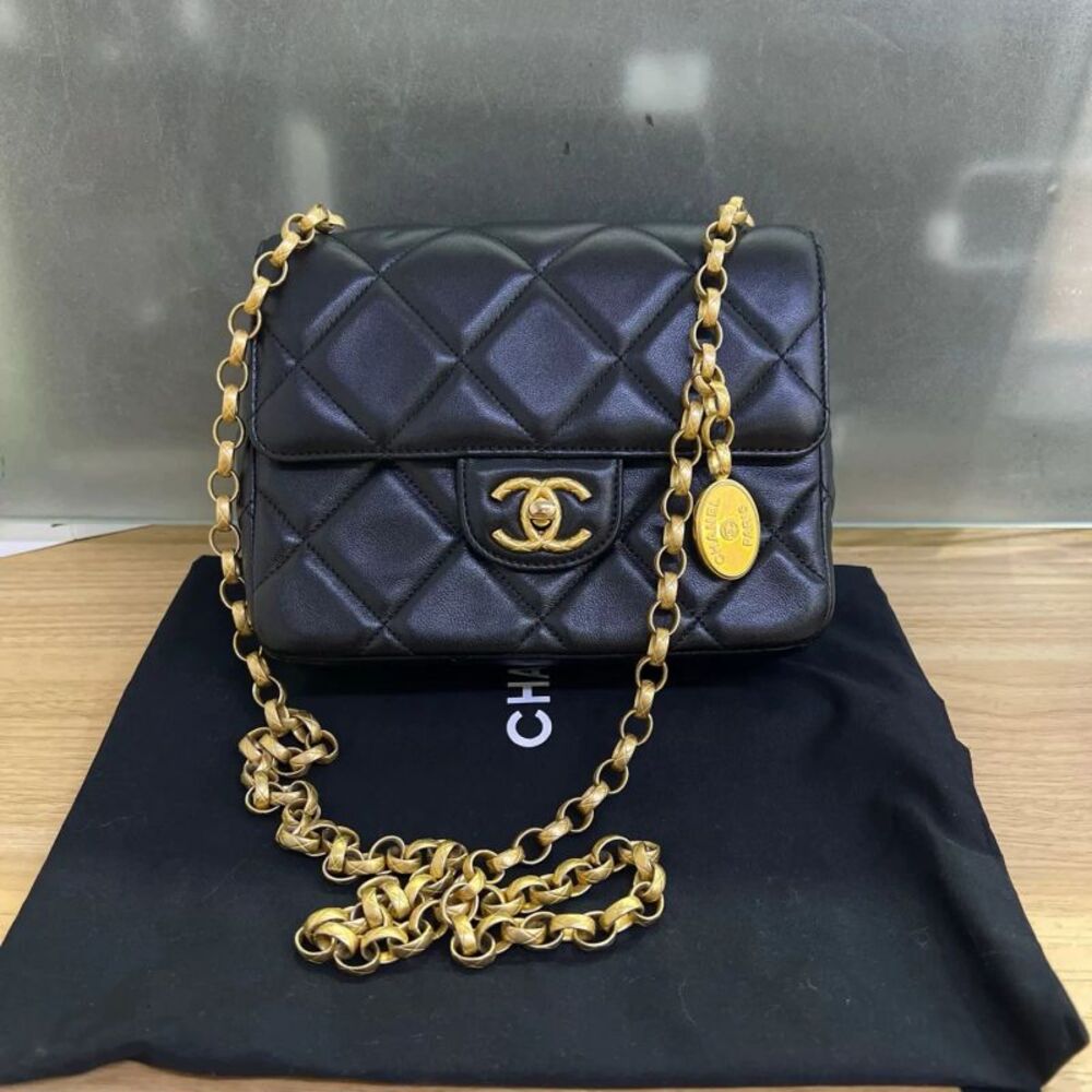 Chanel Women Pre-Loved Bag Very Good Condition